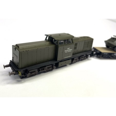 AUSVERKAUFT Diesellok V100 DR Lok 3 NVA Set 3 SPW60 auf Schwerlastwagen Roco