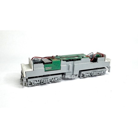 Fahrwerk BR 143 243 E-Lok grau PluX12 Tillig
