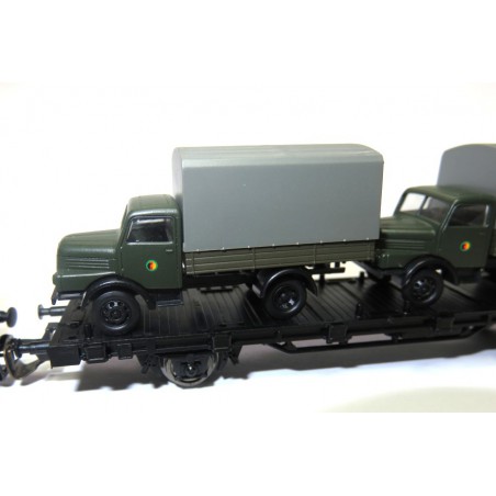 AUSVERKAUFT Flachwagen mit 2 LKW H3A NVA